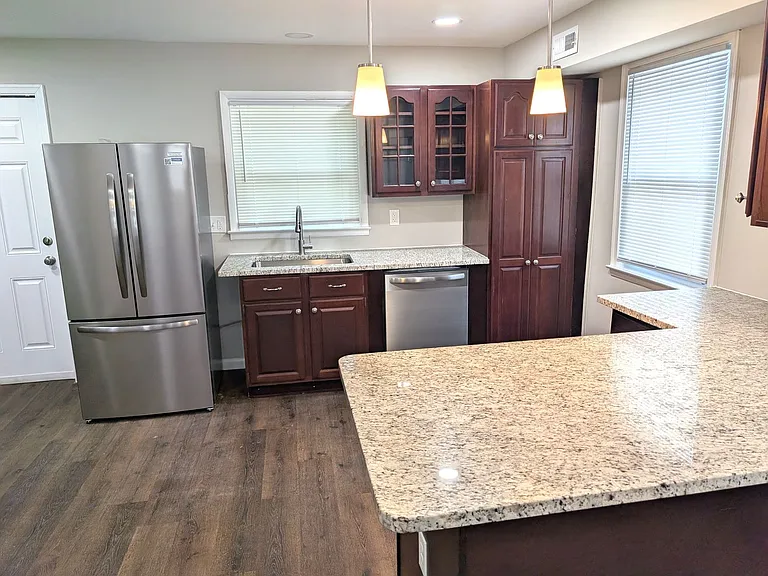 3914 Eierman Ave — Photo 1