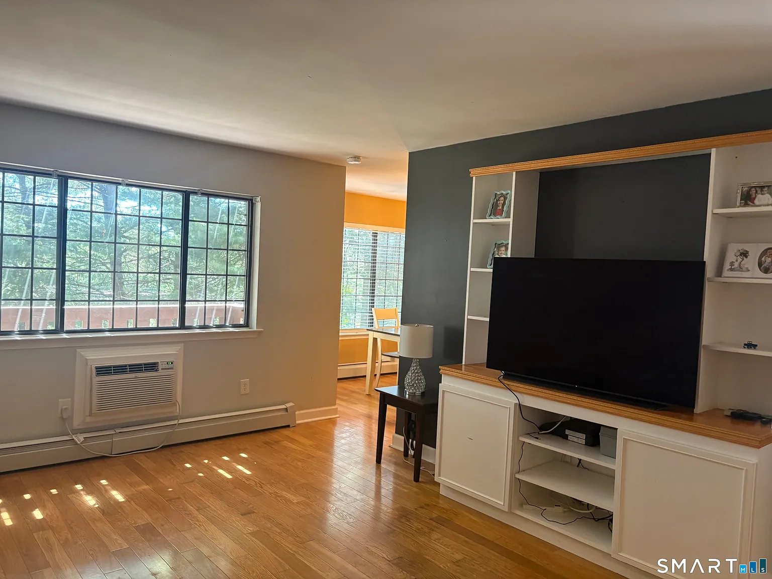 2 bed, 748 sqft, $2,350 — Photo 3