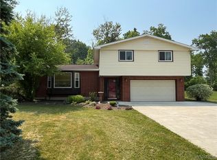 1958 Huth Rd, Grand Island, NY 14072