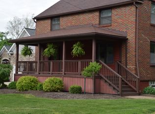 8979 Elm St, Kirtland, OH 44094