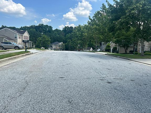 4th image of 3913 Willow Fields Ct