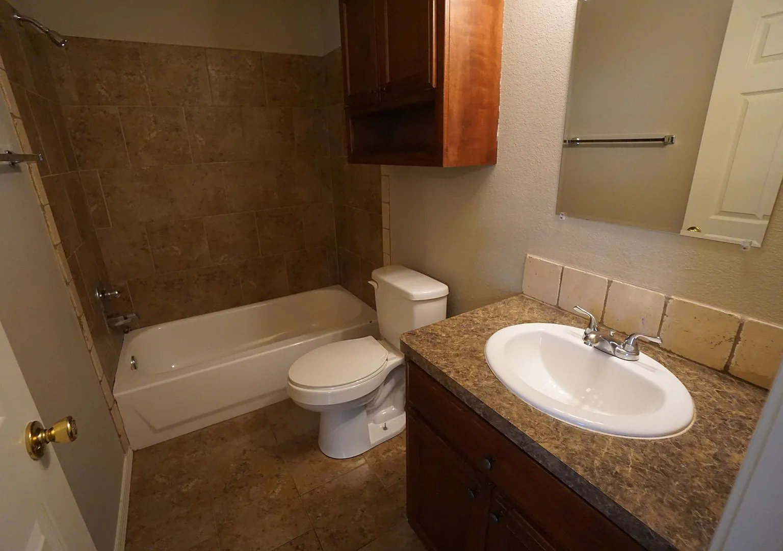206 S 26th St A-H — Photo 3
