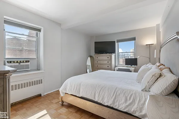 Rented by Brown Harris Stevens | media 4