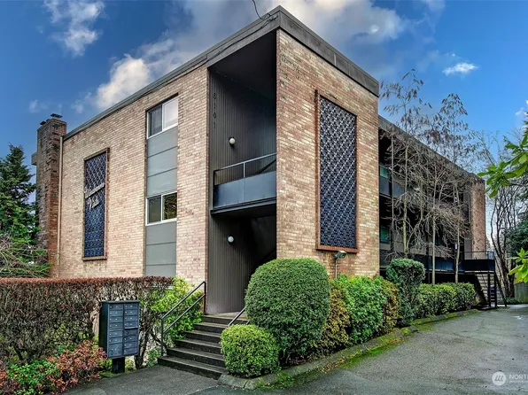 5101 NE 55th Street #201, Seattle, WA 98105