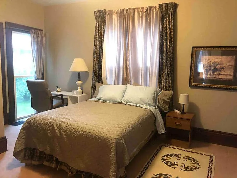 402 Poplar St #1 — Photo 6