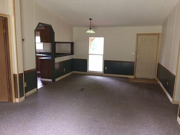 4th image of 1750 Hazelwood Dr