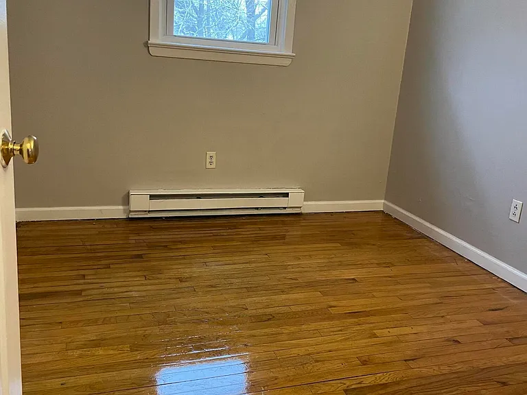 159 Port Monmouth Rd #2 — Photo 4