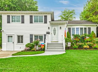 329 Unqua Rd, Massapequa, NY 11758