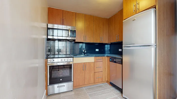 Rented by Bond New York | media 4