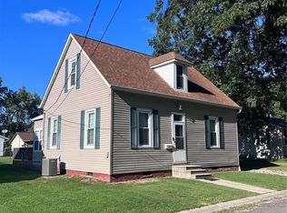 53 W Oak St, Mascoutah, IL