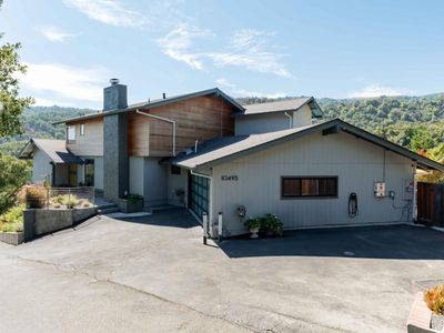 10495 Albertsworth Ln, Los Altos Hills, CA, 94024