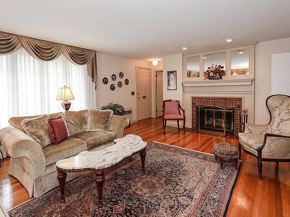 2nd image of 41 Bruce Road
