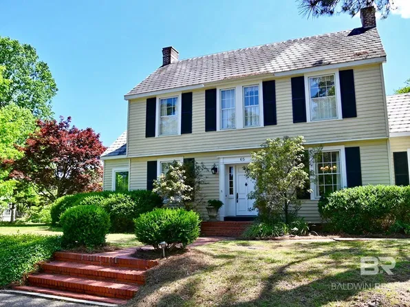 65 York St, Monroeville, AL 36460
