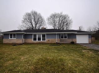 2051 Wilshire Dr, Frankfort, IN 46041