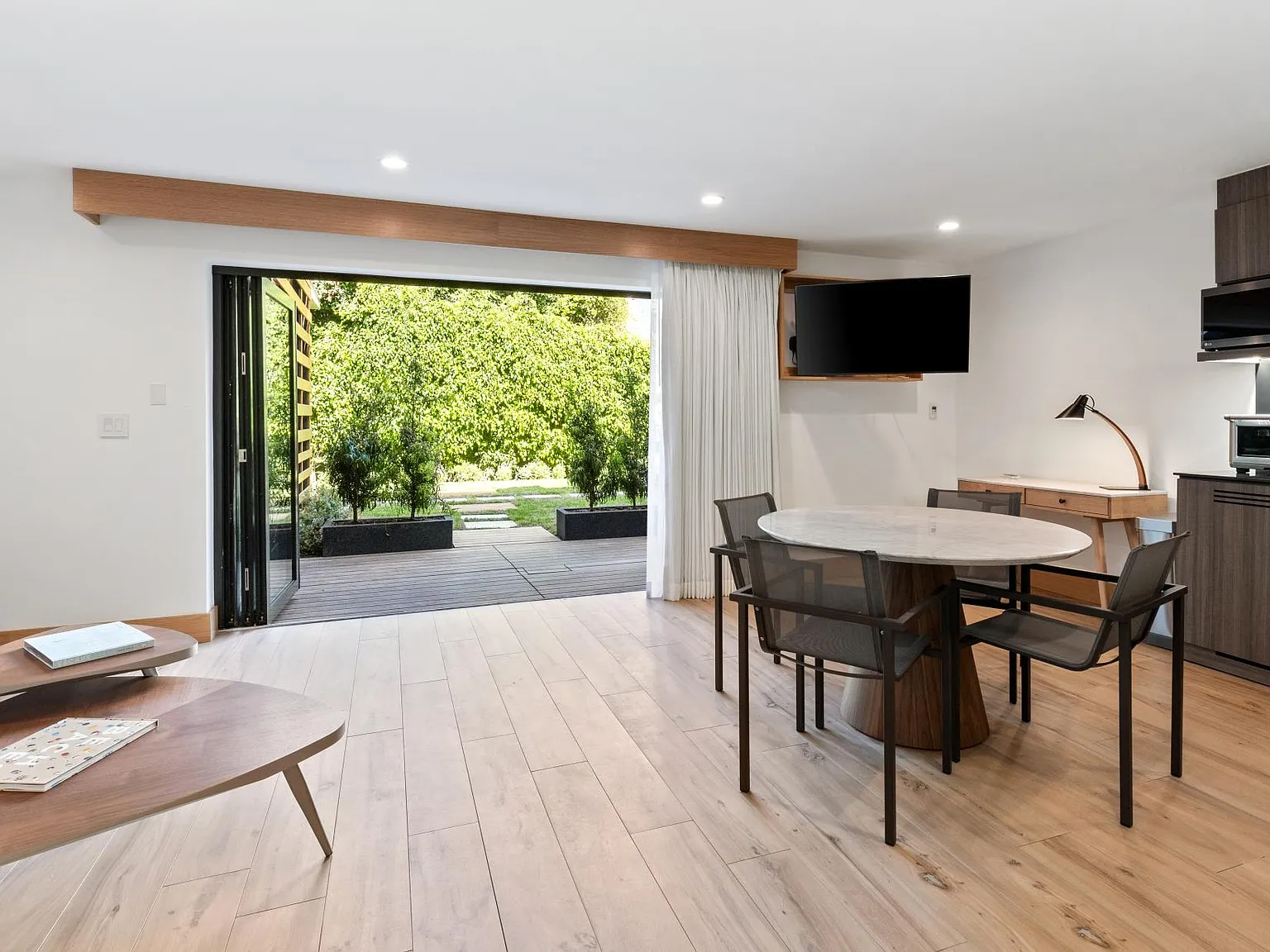 1 bed, $8,250 — Photo 4