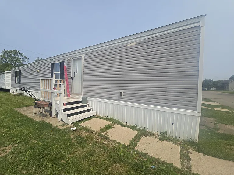 770 N Broadway St #770 — Photo 13