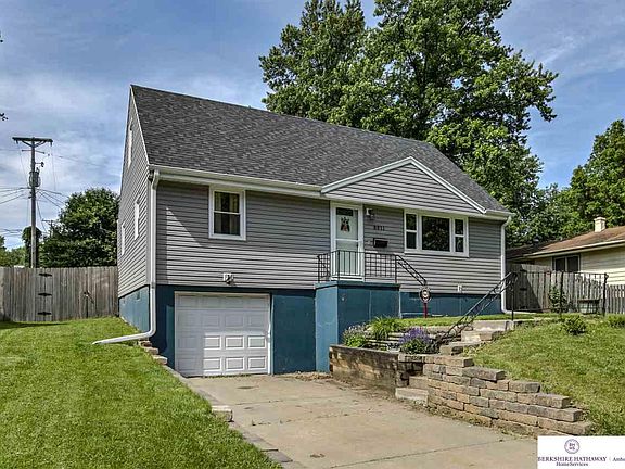 2nd image of 8811 Westridge Dr