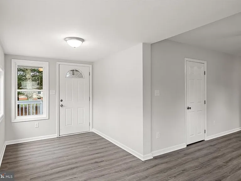 467 W Atlantic Ave — Photo 5