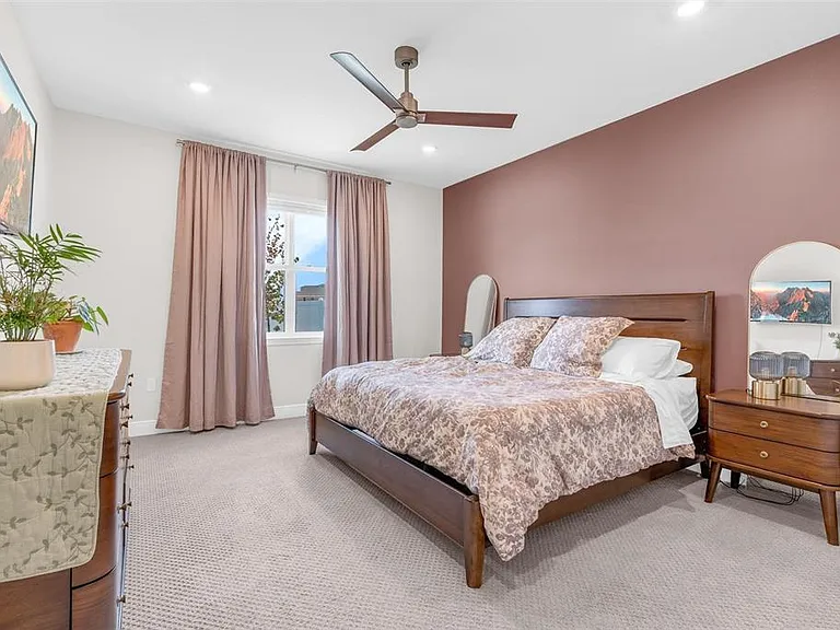 2019 Sunshine Peak Dr — Photo 20