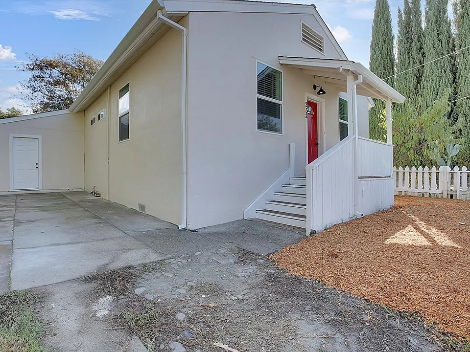 254 Woodbridge Ave #1