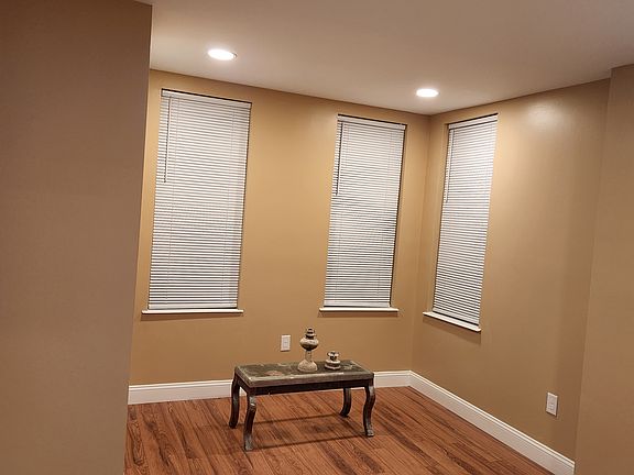 4th image of 3822-24 N 15th St #2