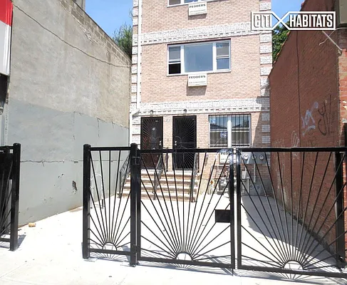 Rented by Citi Habitats | media 81