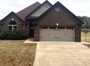 903 County Road 428, Killen, AL 35645