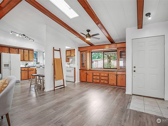 5th image of 1111 Archwood Drive SW #277