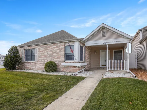430 Greenbrier Ln, Lowell, IN 46356