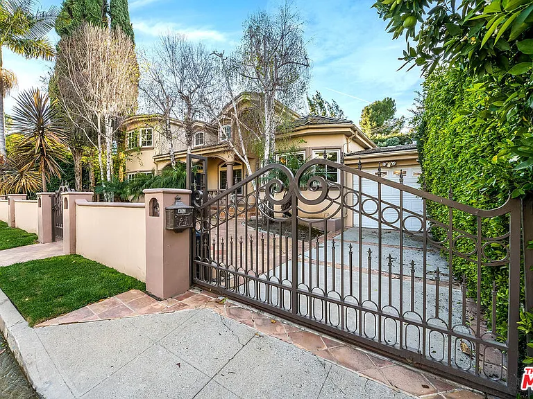 4063 Benedict Canyon Dr — Photo 4