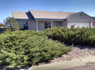 41 Milton Loop, Los Lunas, NM 87031
