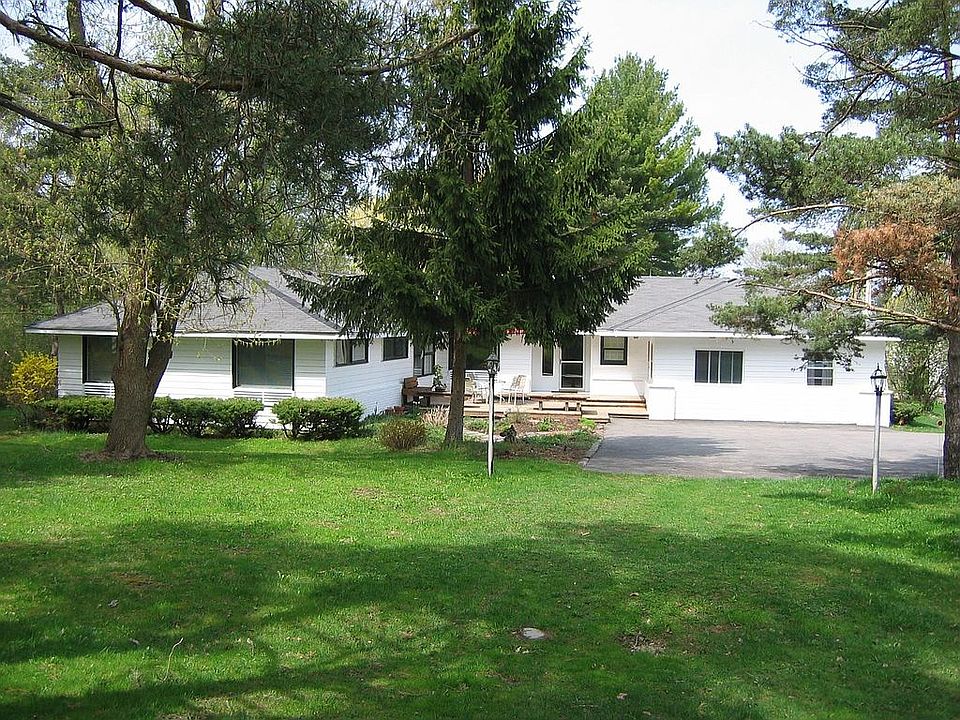 1st image of 7689 Chapman Dr