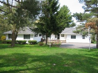 7689 Chapman Dr, Ontario, NY 14519