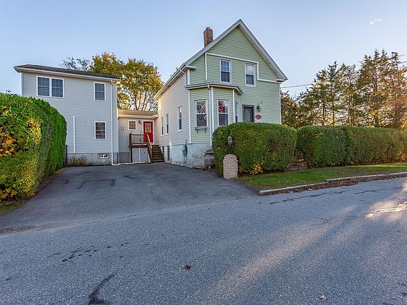 2nd image of 39 Veranda Ave