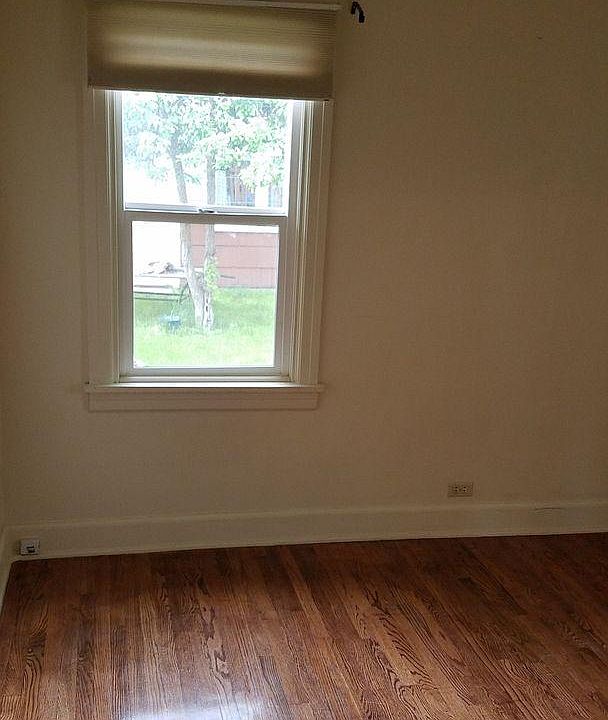 1st image of 103 Livingston Ave #A