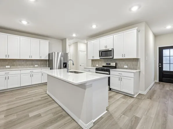 3044 Belton Dr, Farmersville, TX 75442