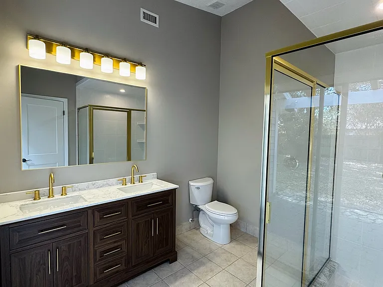 1305 Northside Dr — Photo 10
