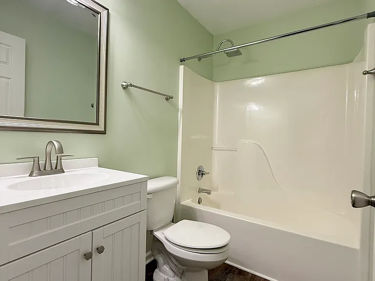 7114 Tyner Crossing Dr — Photo 17
