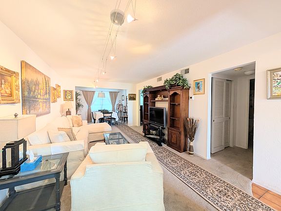 4th image of 4137 Lake Bayshore Dr #C505