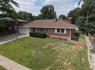3620 Daniel Rd, Lincoln, NE 68506