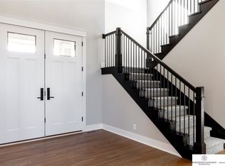 21303 Grover St, Elkhorn, NE 68022