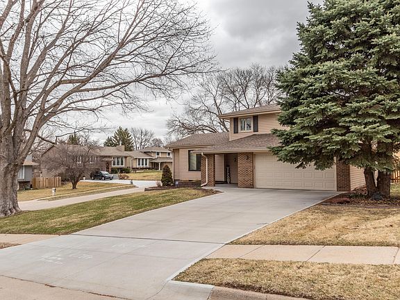 2nd image of 3305 S 158th St