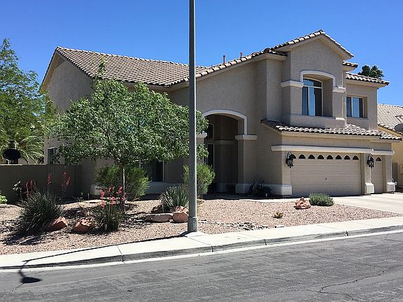 2nd image of 66 Ancient Hills Ln