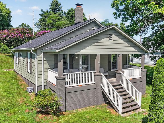 2nd image of 106 Lake Dr