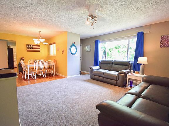 4th image of 3421 Oakmeadow Ln