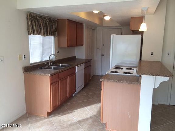 2nd image of 4813 E Euclid Ave Unit 1