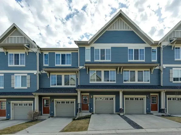 46 W Kinlea Cmn NW, Calgary, AB T3R 0S2