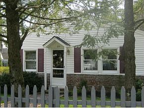 1st image of 103 Crestwood Dr