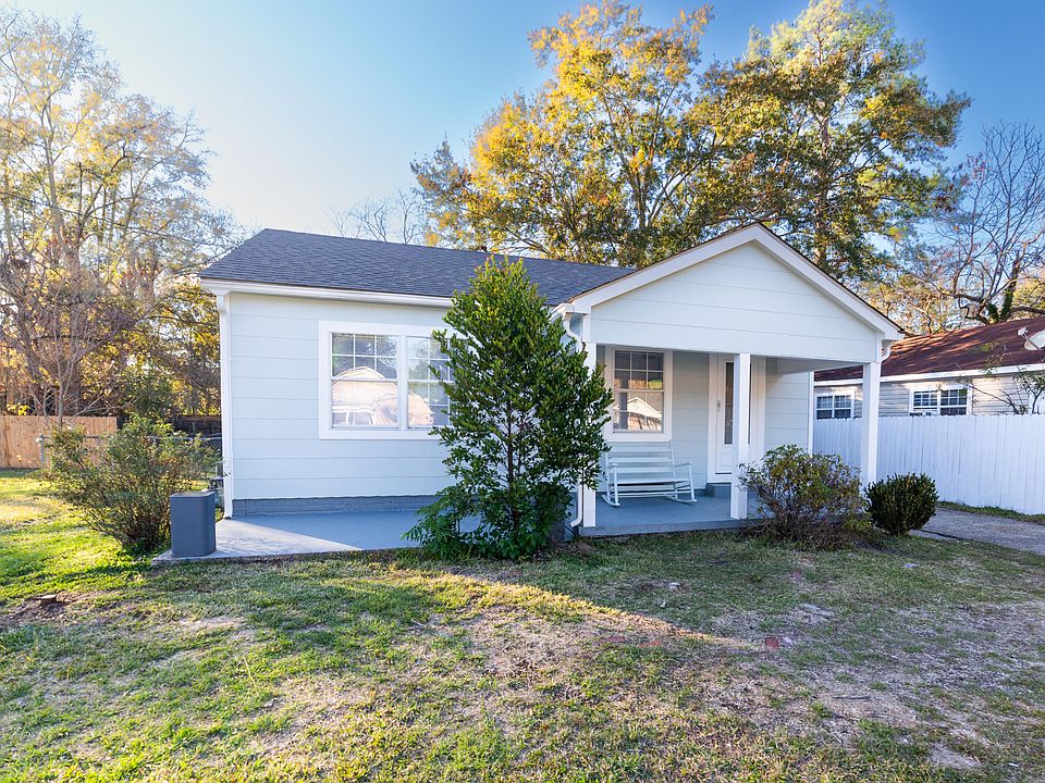 413 S 13th Ave, Hattiesburg, MS 39401 | Zillow