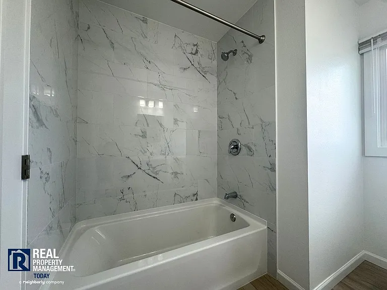 8420 1/2 S Tacoma Way #1 — Photo 13